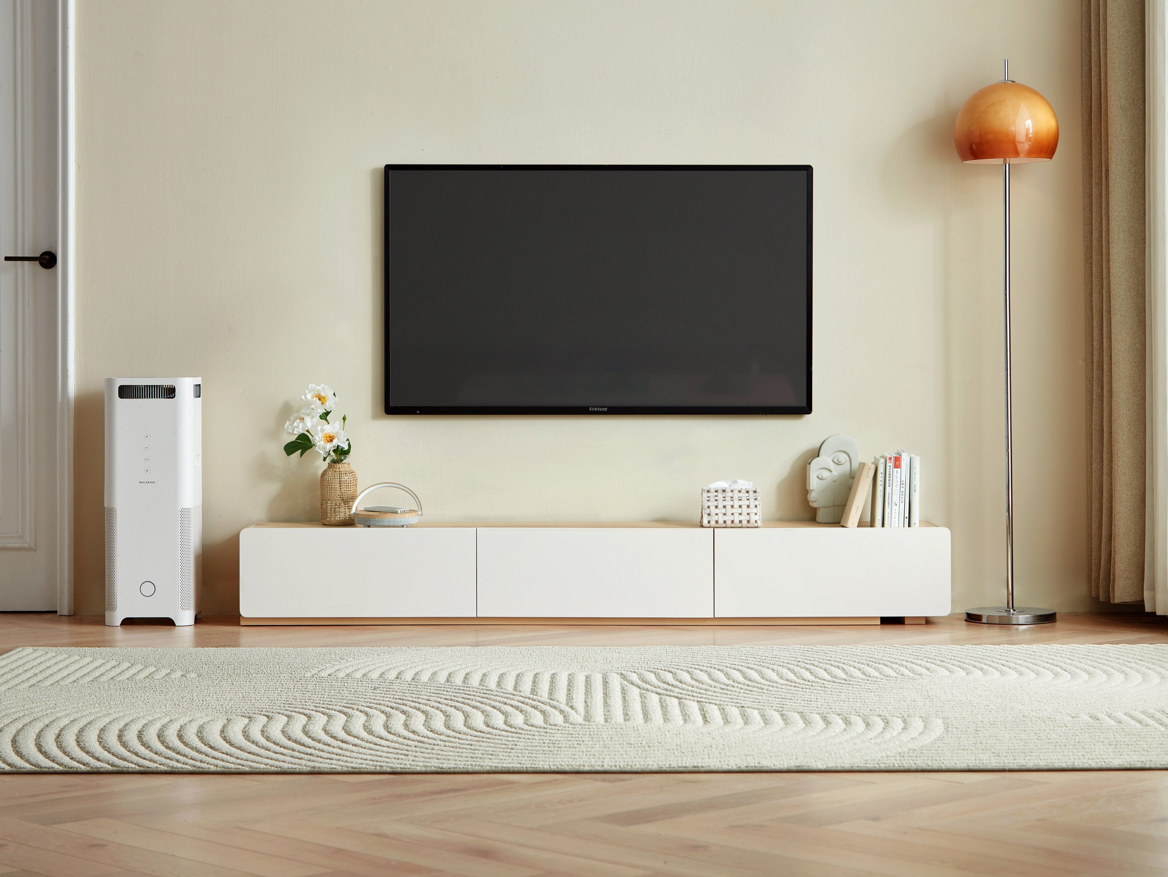 Extendable TV Cabinet/Timber TV Stand with 3-Drawer