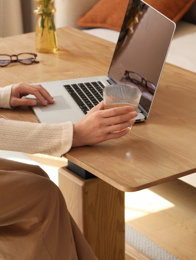 Elio Natural FAS-Graded Solid Ash Wood Height-Adjustable Coffee Table